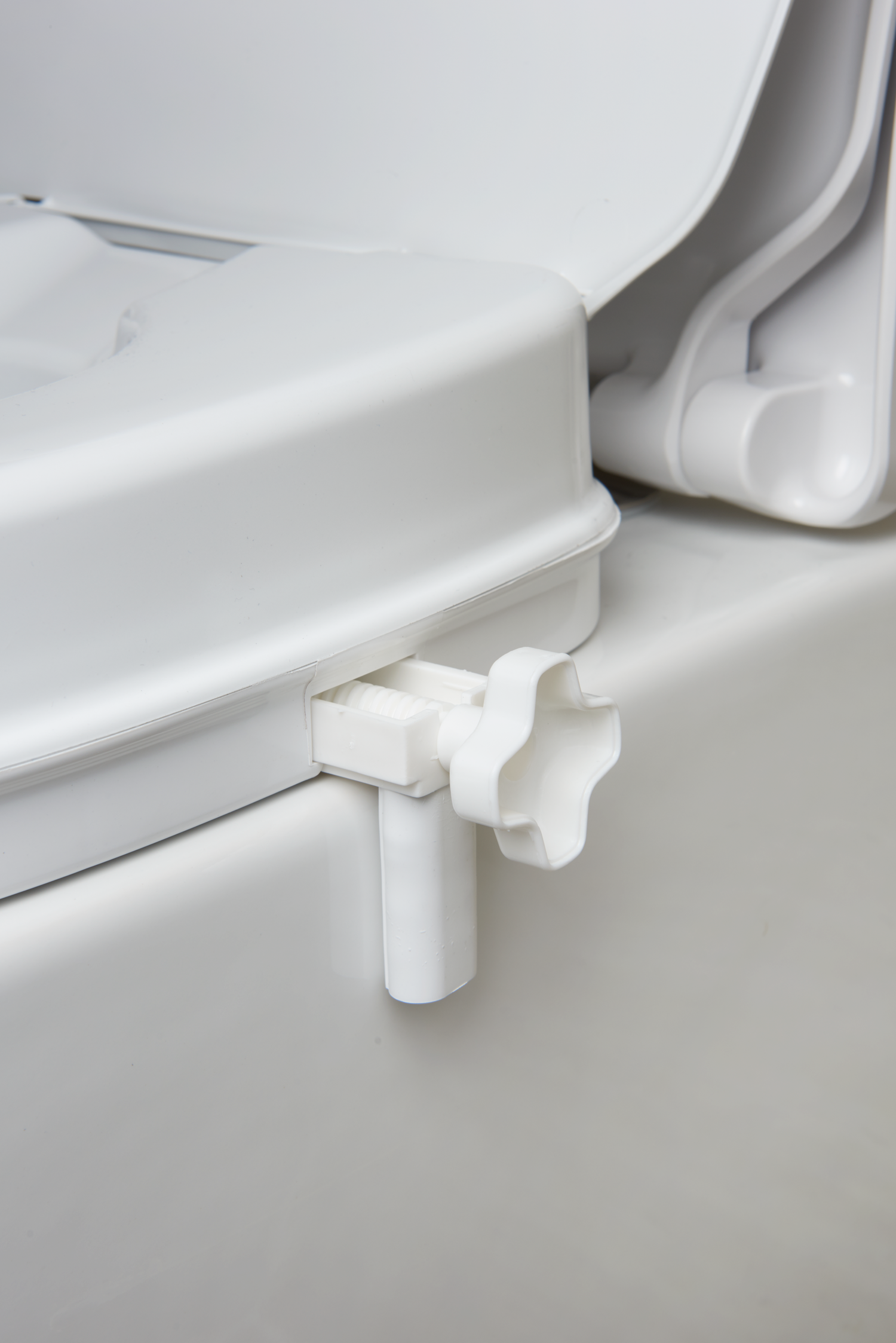 Klemmen voor toiletverhoger met/zonder klep (2 st)