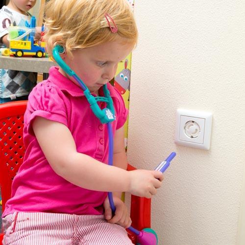 SecuCare stopcontactbeschermer ''draai'' zelfklevend / 6 st.